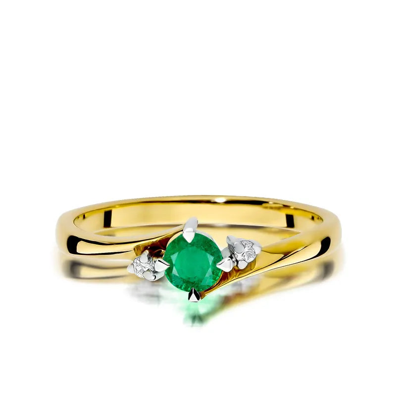 Gold Ring with 0.30ct Emerald and 0.029ct Diamonds