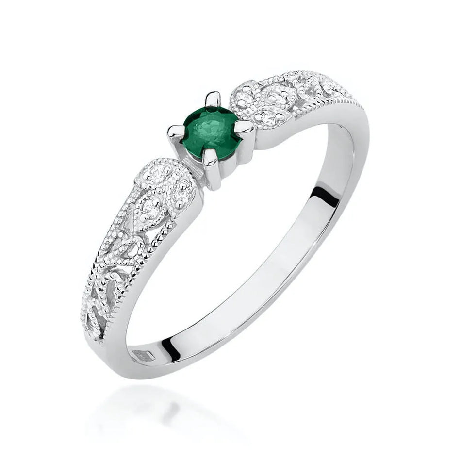 Gold Ring with 0.15ct Emerald and 0.03ct Diamonds