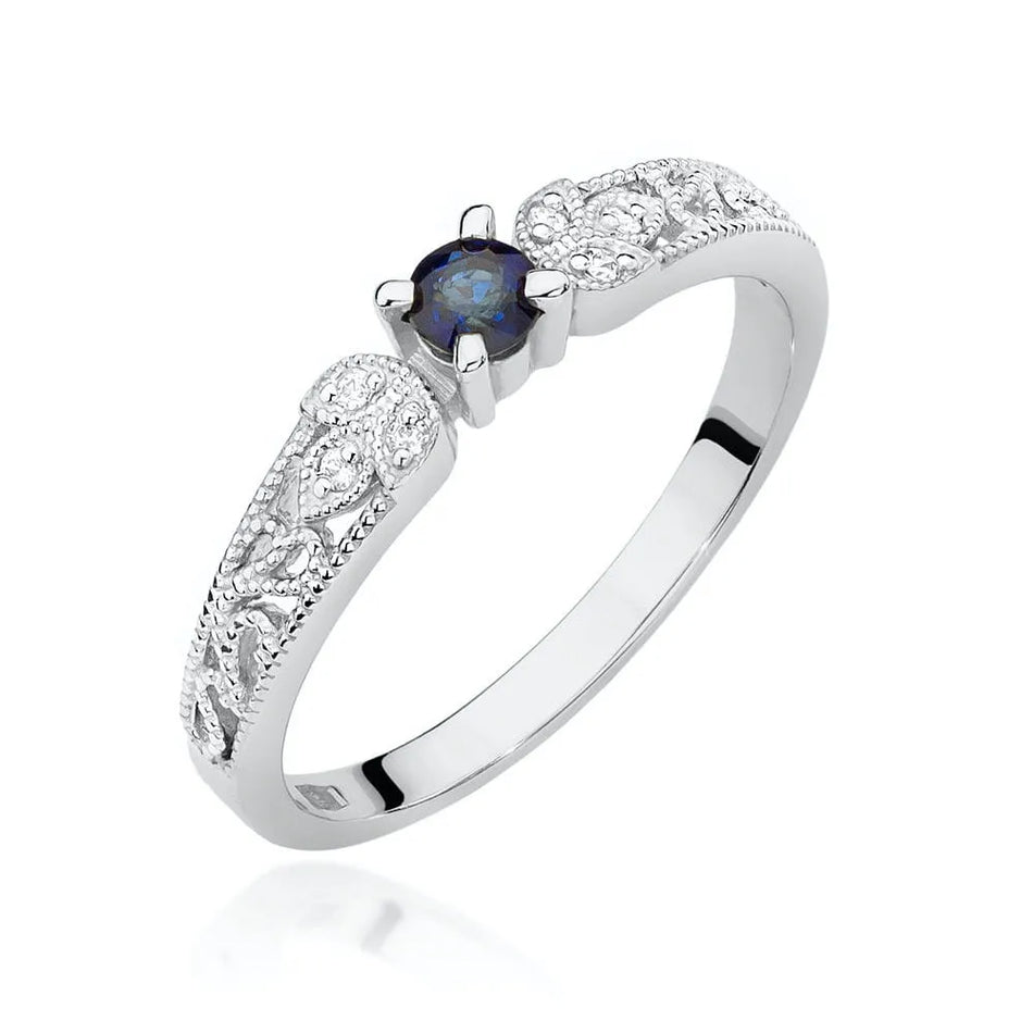 Gold Ring with 0.15ct Sapphire and 0.03ct Diamonds
