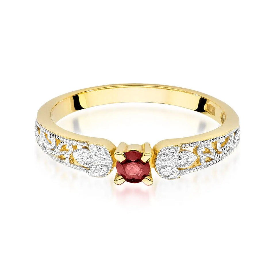 Gold Ring with 0.15ct Ruby and 0.03ct Diamonds