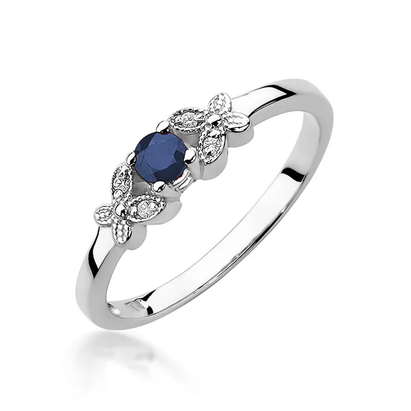 Gold Ring with 0.15ct Sapphire and 0.02ct Diamonds