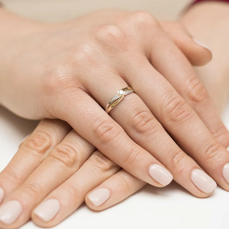 Gold Ring with 0.10ct and 0.03ct Diamonds