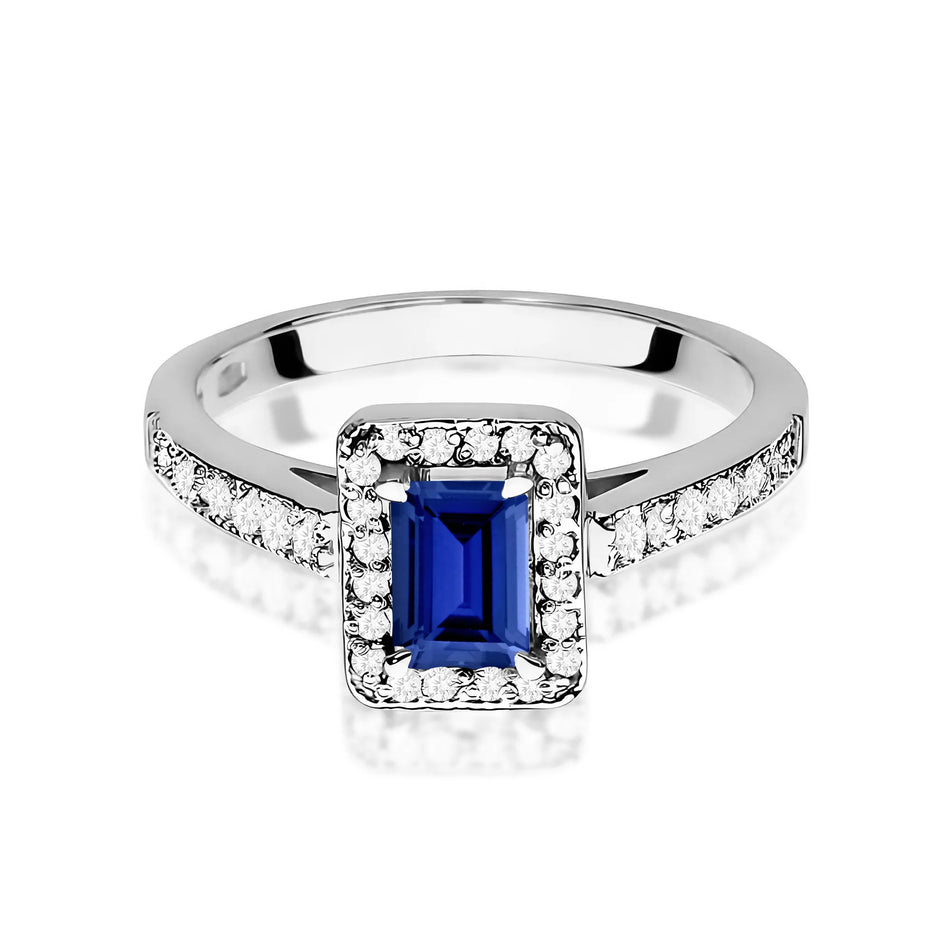 Gold Ring with 0.60ct Sapphire and 0.22ct Diamonds