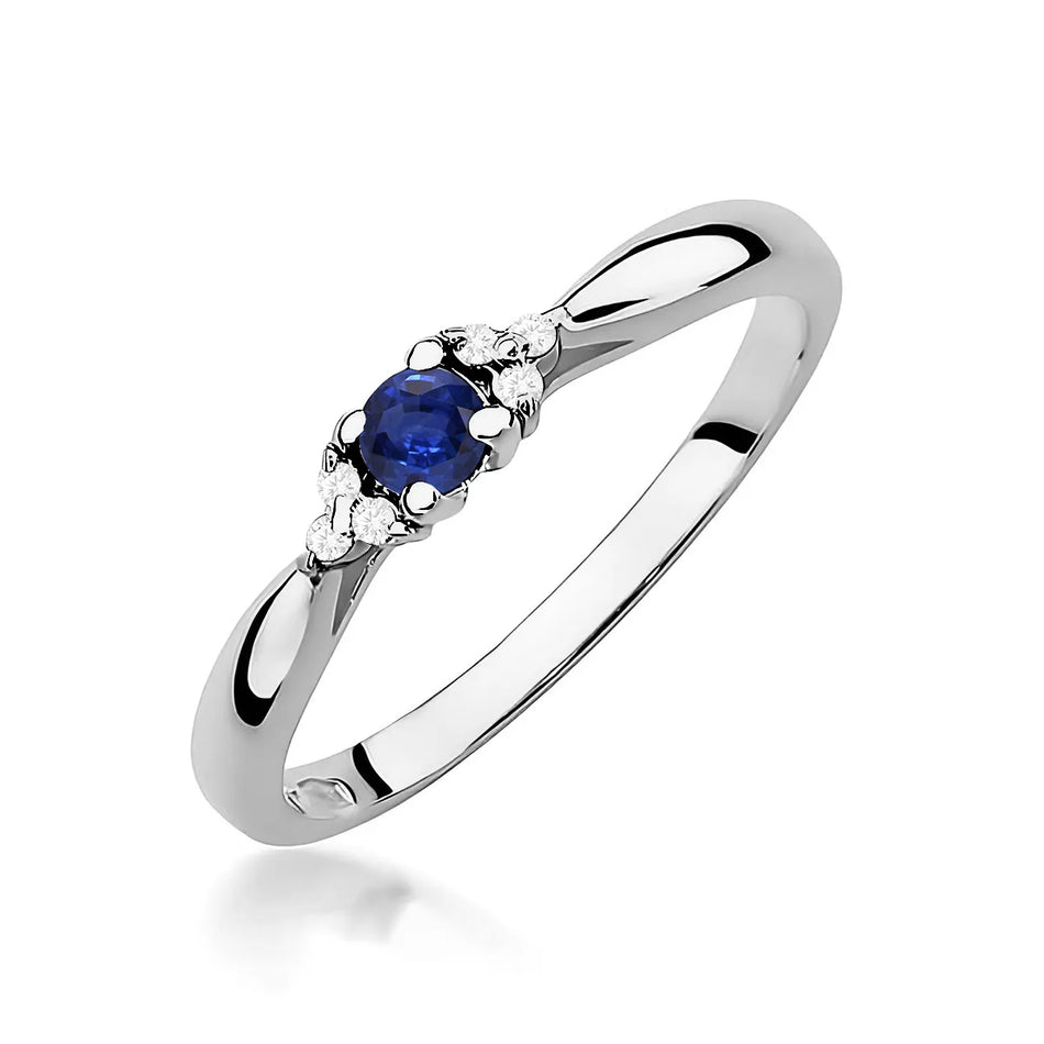 Gold Ring with 0.15ct Sapphire and 0.03ct Diamonds