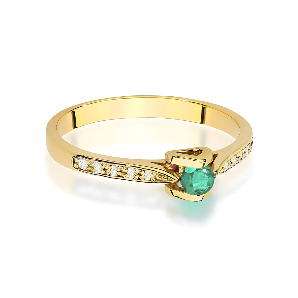 Gold Ring with 0.15ct Emerald and 0.05ct Diamonds