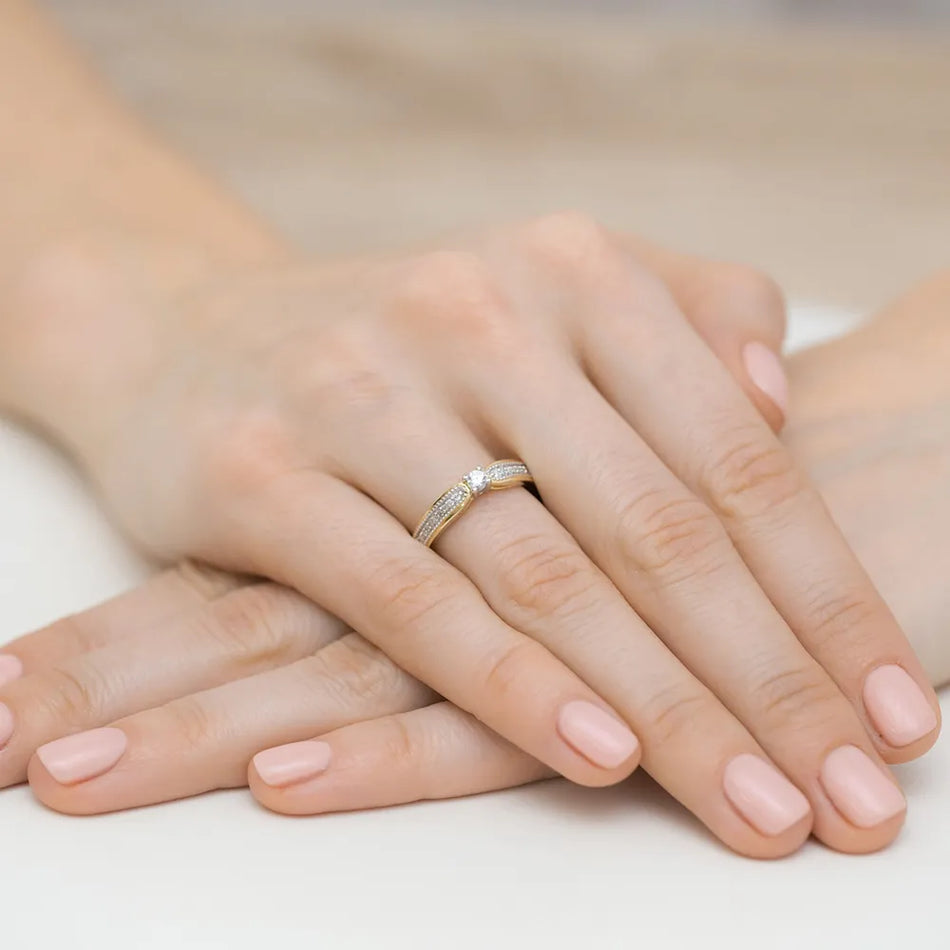 Zlatý prsten s diamanty 0,08 ct a 0,09 ct