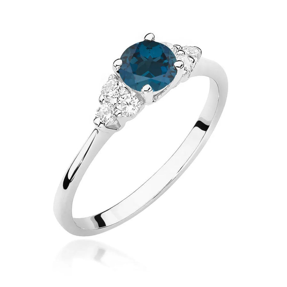 Gold Ring with 0.50ct Topaz London Blue and 0.18ct Diamonds