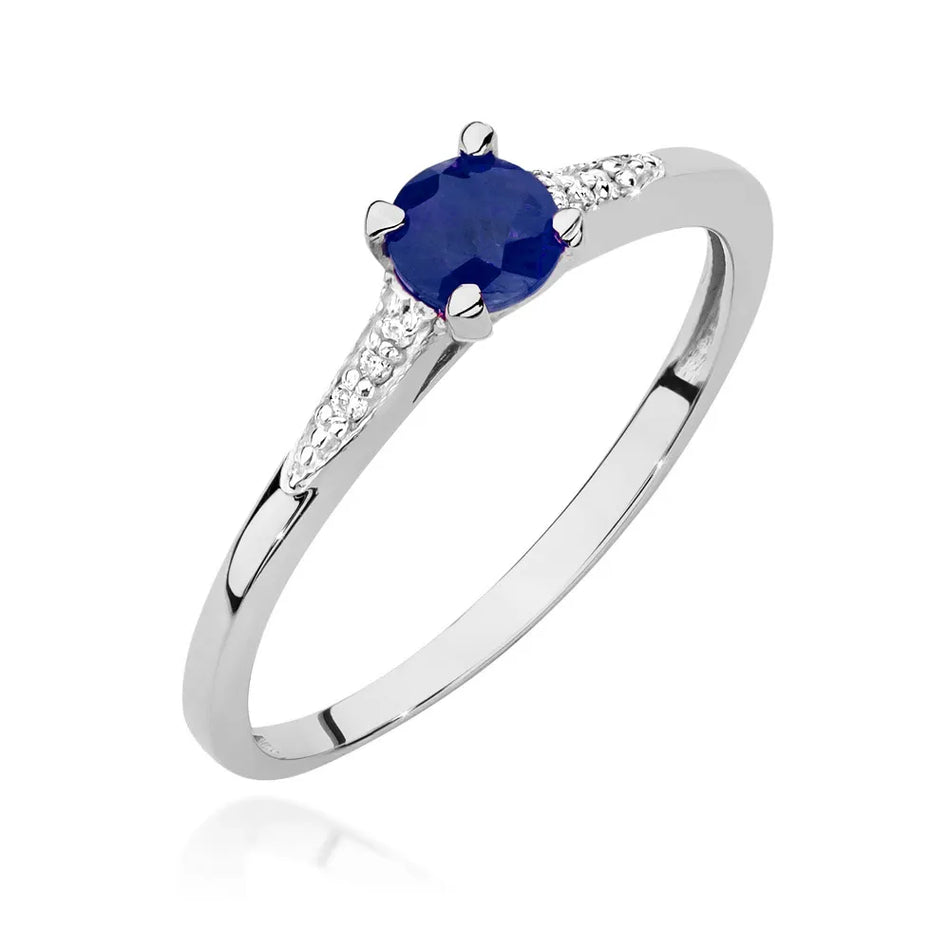 Gold Ring with 0.30ct Sapphire and 0.03ct Diamonds