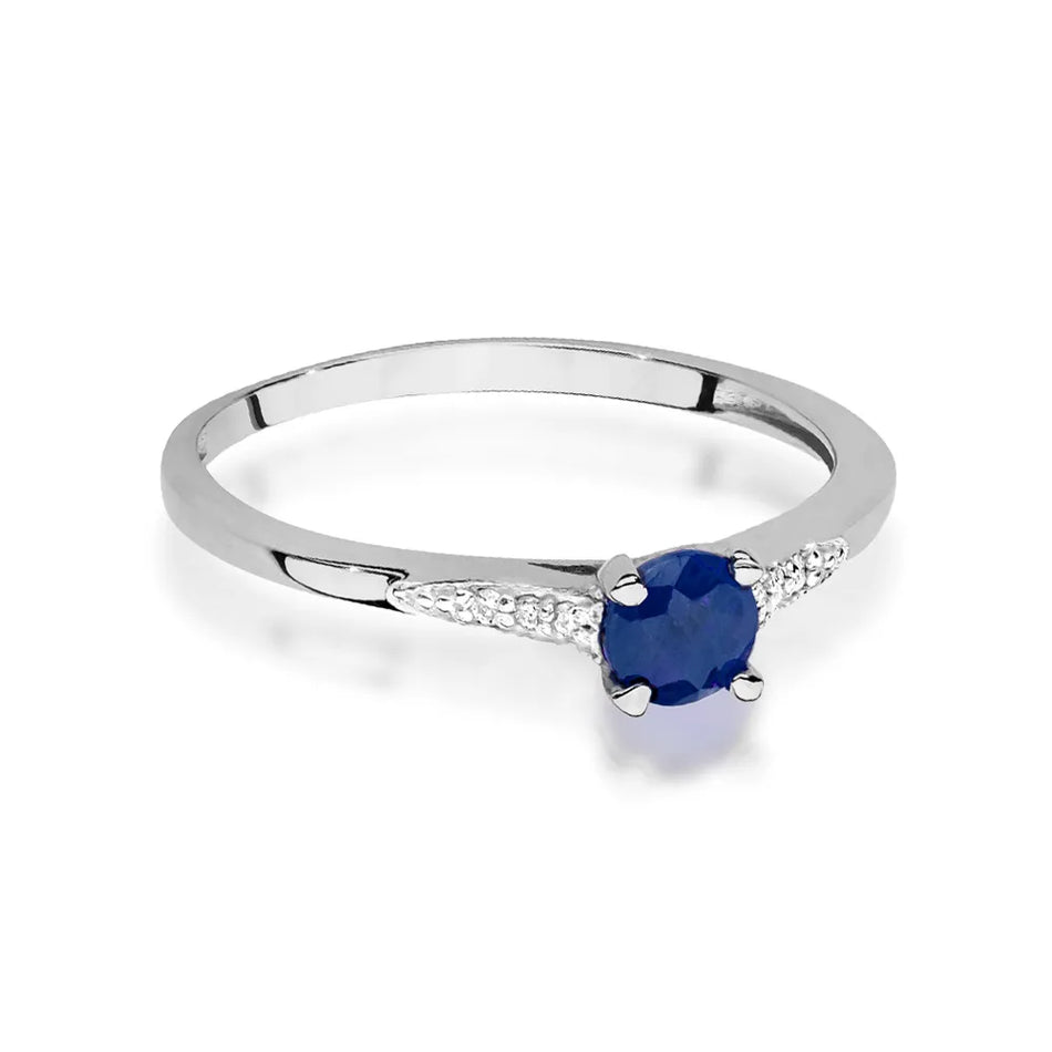 Gold Ring with 0.30ct Sapphire and 0.03ct Diamonds