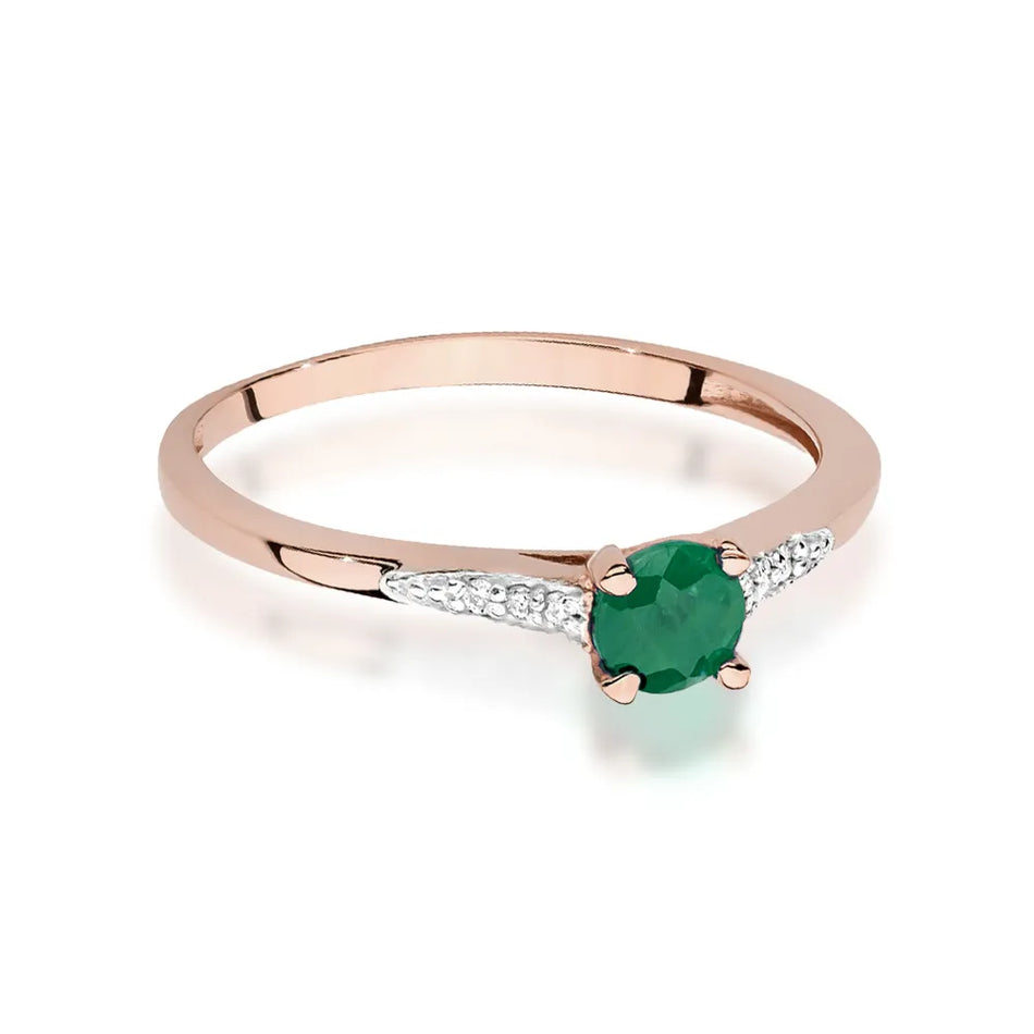 Gold Ring with 0.30ct Emerald and 0.03ct Diamonds