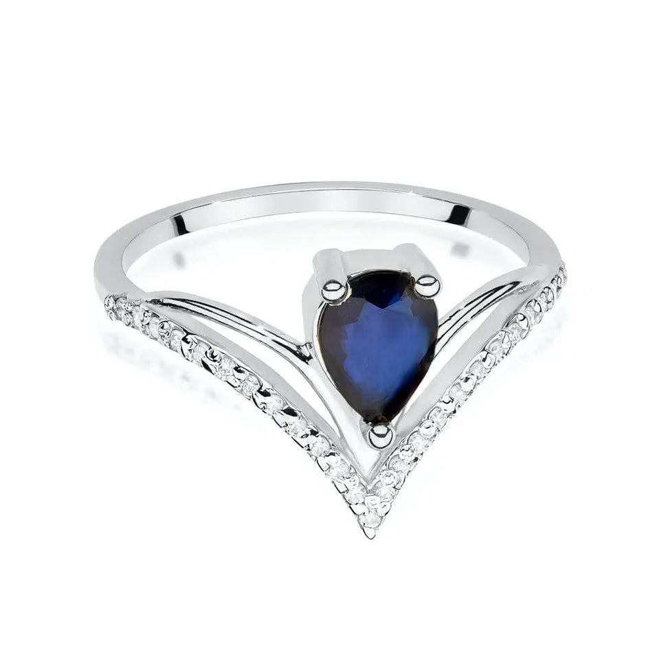 Gold Ring with 0.60ct Sapphire and 0.125ct Diamonds