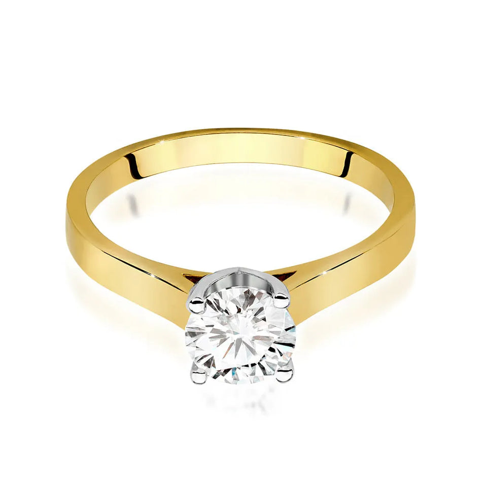 Gold Ring with 0.70ct Diamond