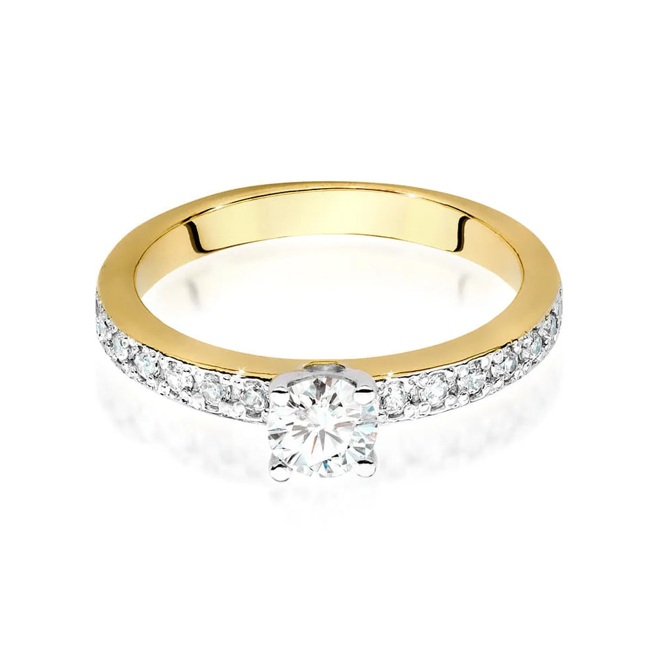 Gold Ring with 0.50ct and 0.203ct Diamonds