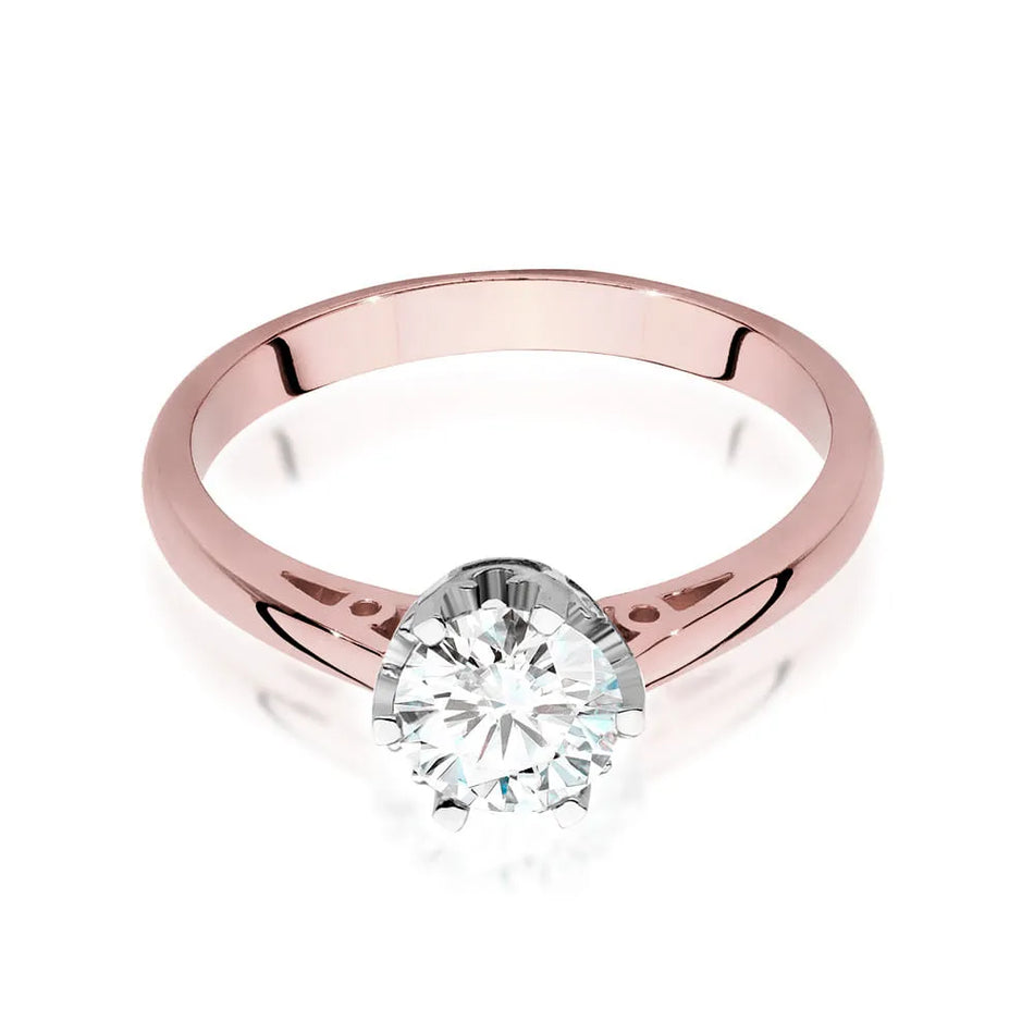 Gold Ring with 0.70ct Diamond