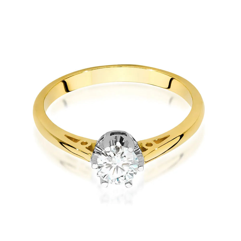 Gold Ring with 0.40ct Diamond