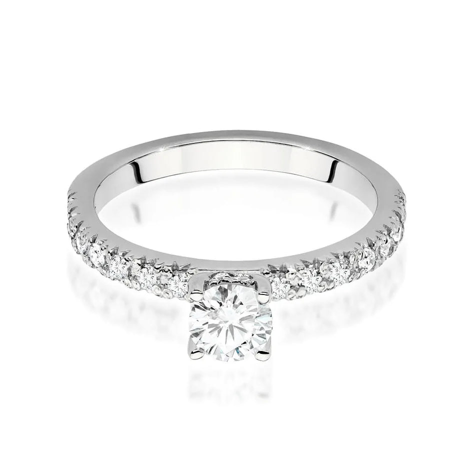 Gold Ring with 0.40ct Diamond and 0.243ct Sideline Diamonds