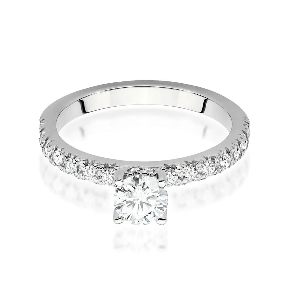 Gold Ring with 0.50ct Diamond and 0.243ct Sideline Diamonds