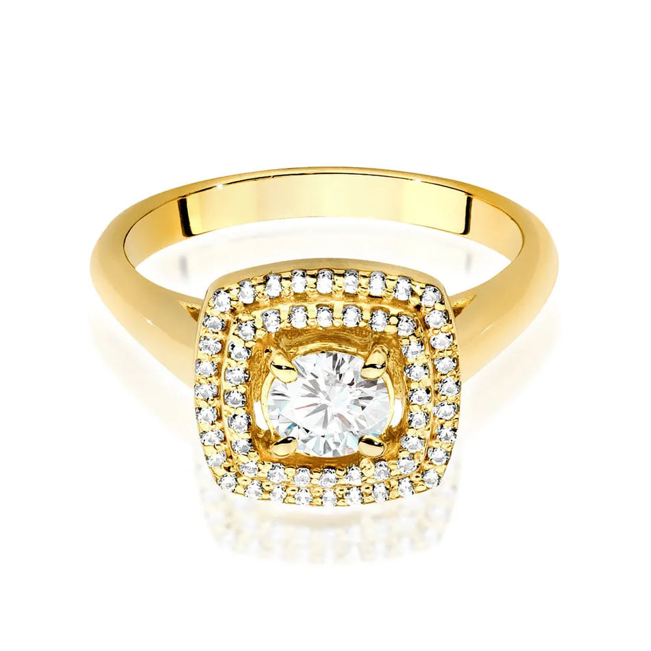 Gold Ring with 0.40ct Diamond and 0.28ct Sideline Diamonds