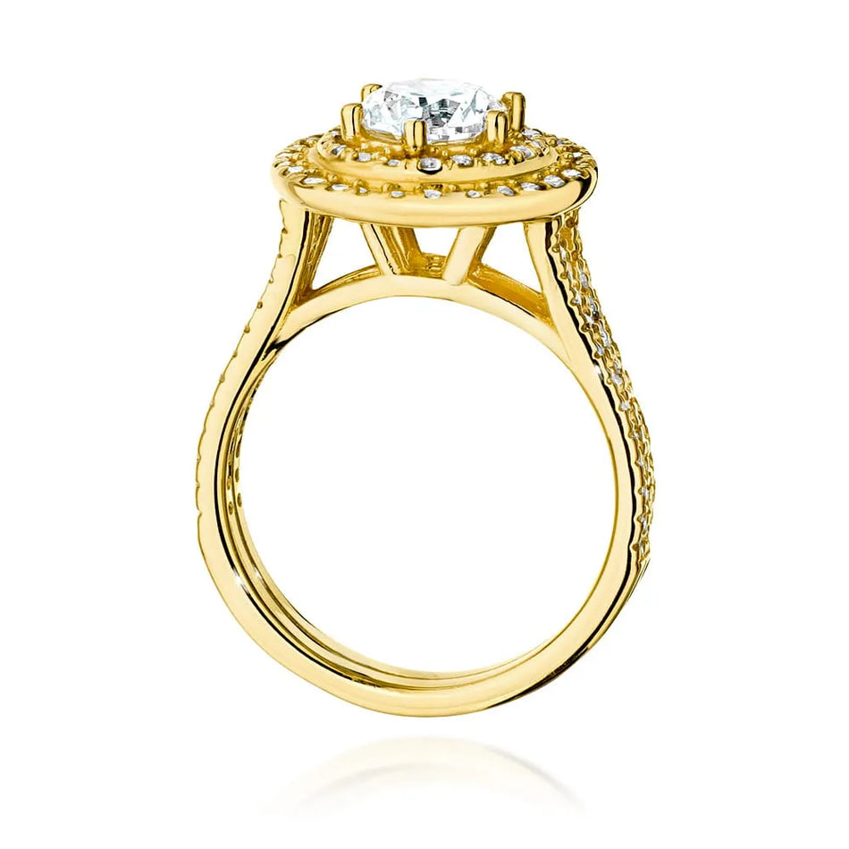Gold Ring with 0.70ct Diamond and 0.633ct Sideline Diamonds