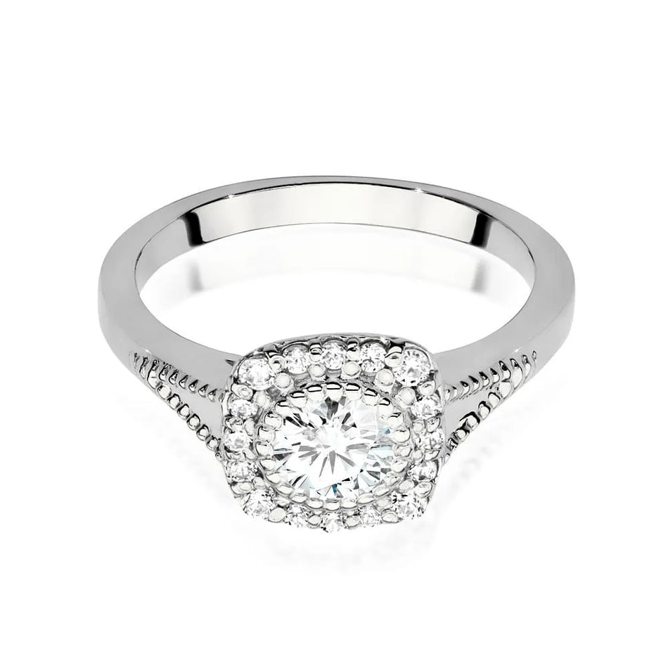 Gold Ring with 0.40ct Diamond and 0.161ct Sideline Diamonds