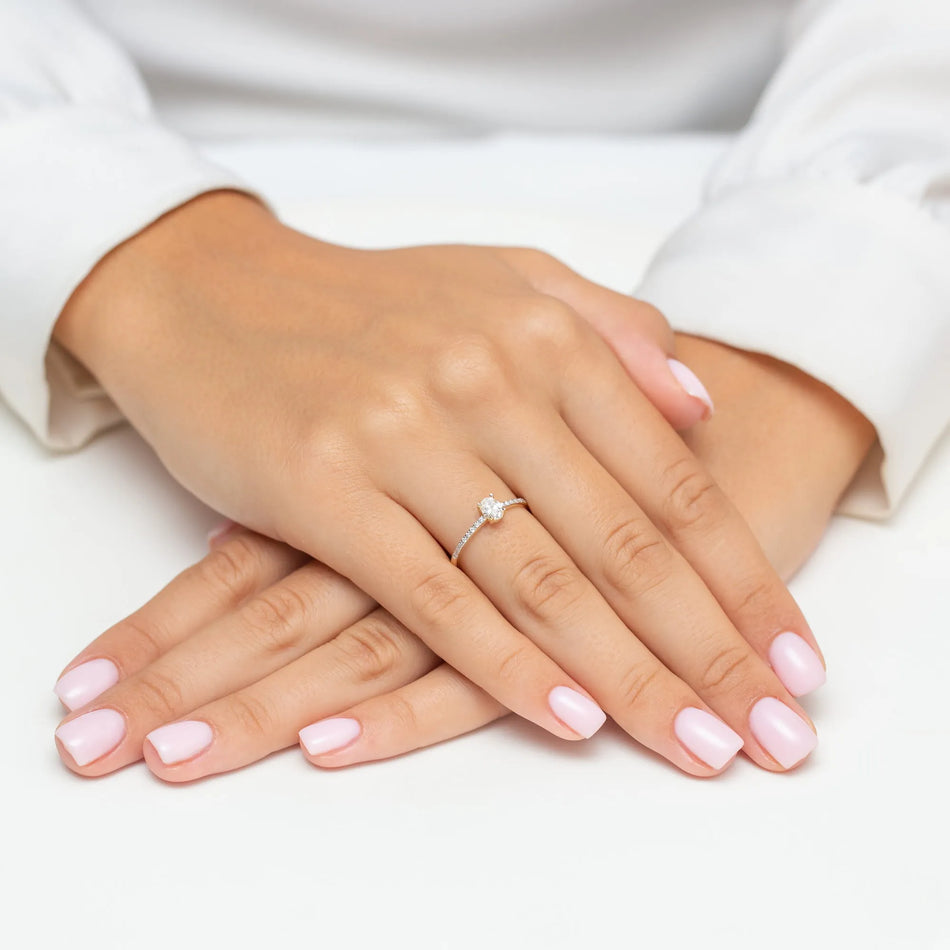 Gold Ring with 0.30ct and 0.08ct Lab-diamonds