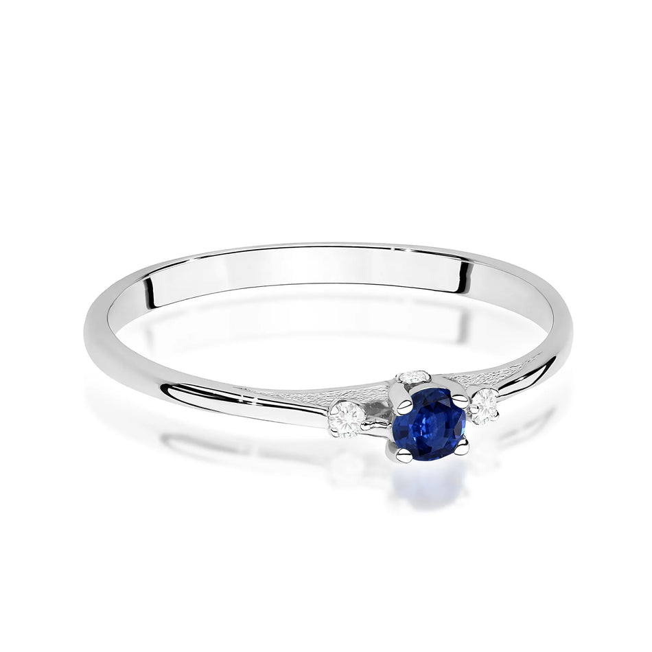 Gold Ring with 0.15ct Sapphire and 0.046ct Diamonds