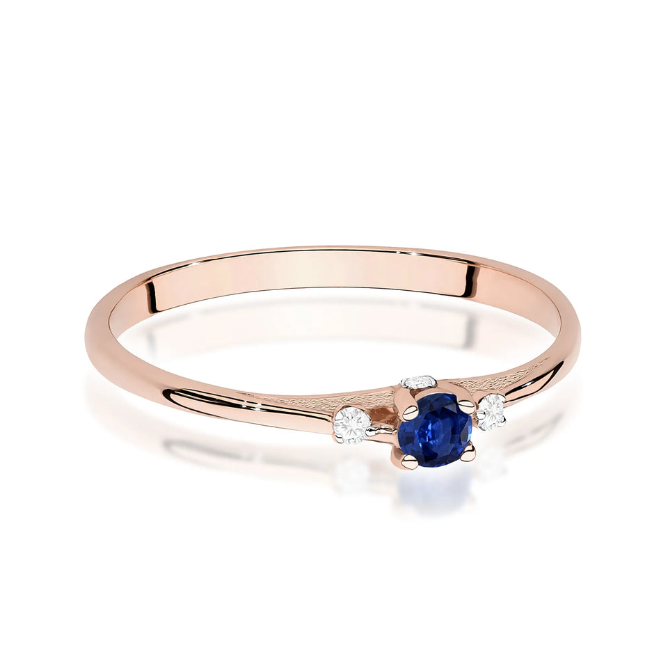 Gold Ring with 0.15ct Sapphire and 0.046ct Diamonds