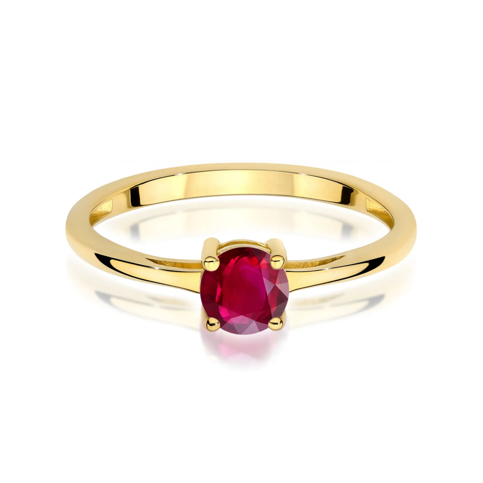 Gold Ring with 0.60ct Ruby