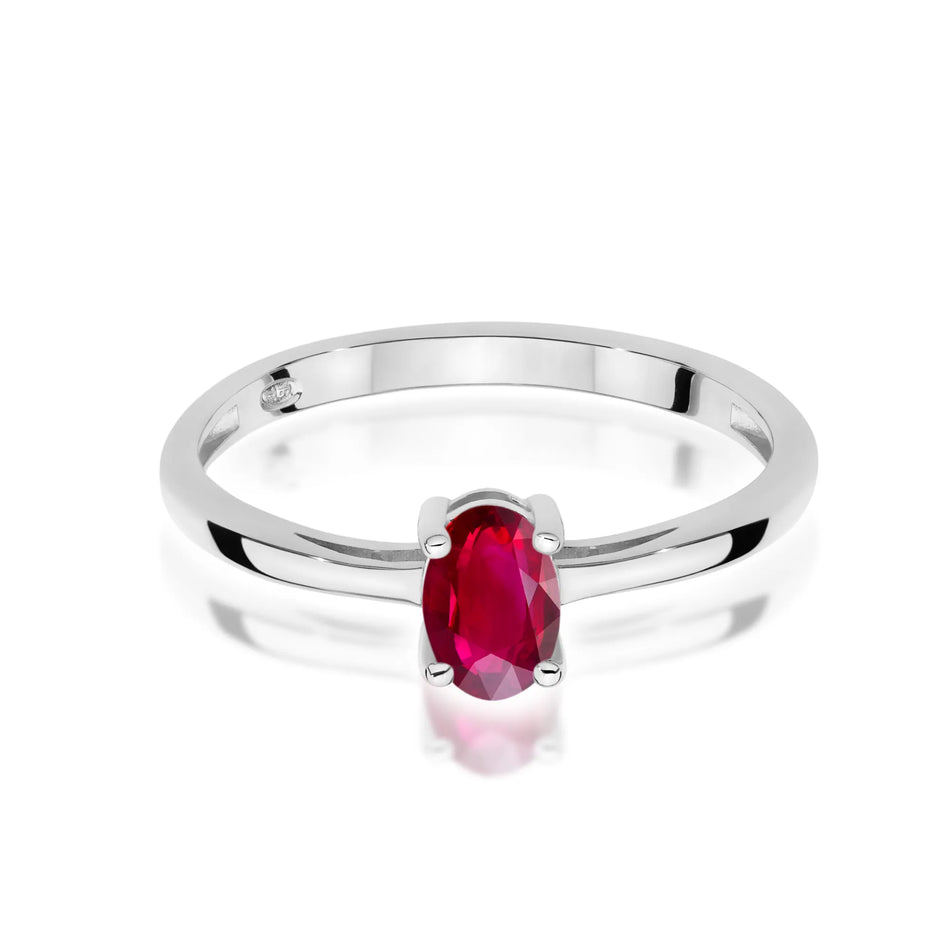 Gold Ring with 0.60ct Ruby
