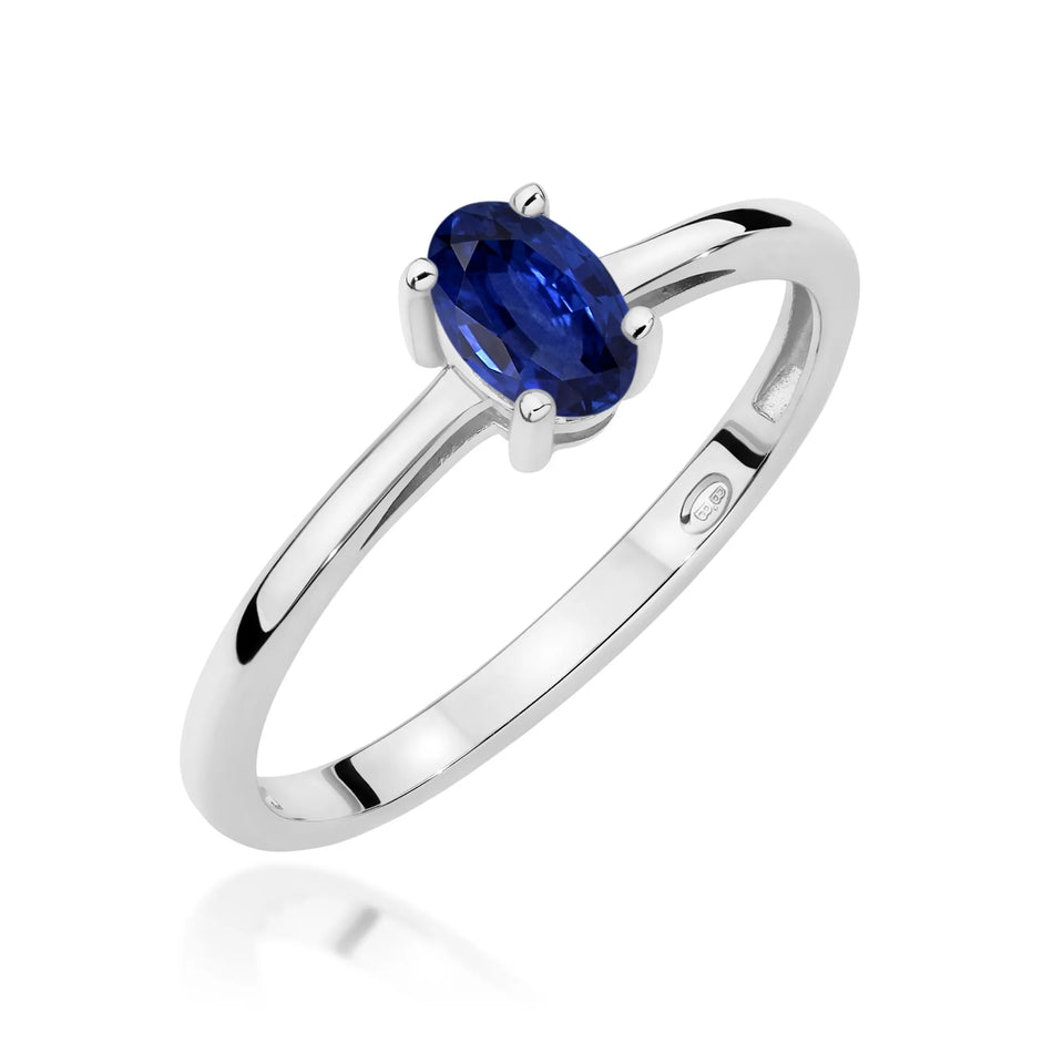 Gold Ring with 0.70ct Sapphire