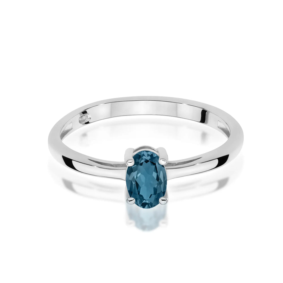 Gold Ring with 0.50ct Topaz London Blue