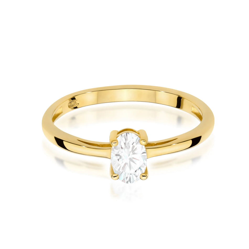 Gold Ring with 0.50ct White sapphire