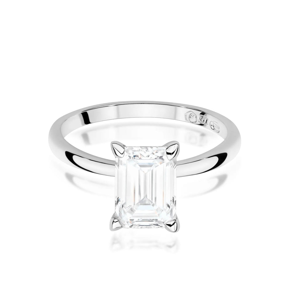 Gold Ring with 2.00ct Lab-diamond