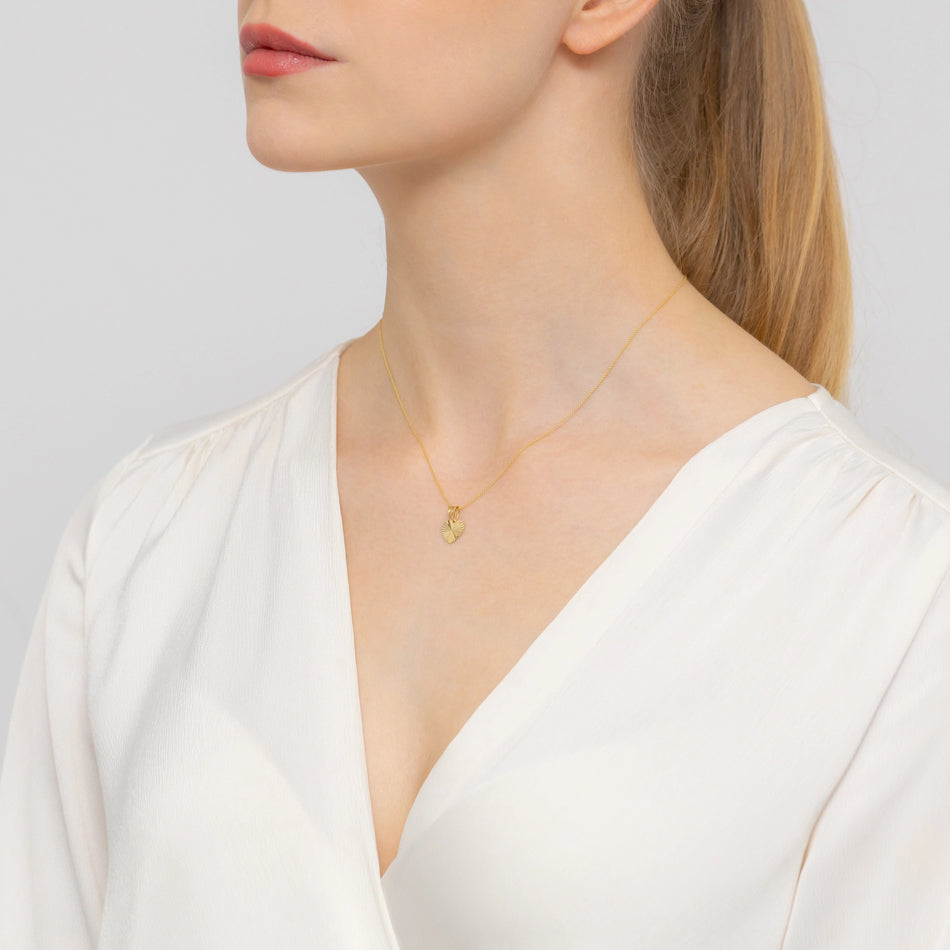 Zlatý přívěsek srdce