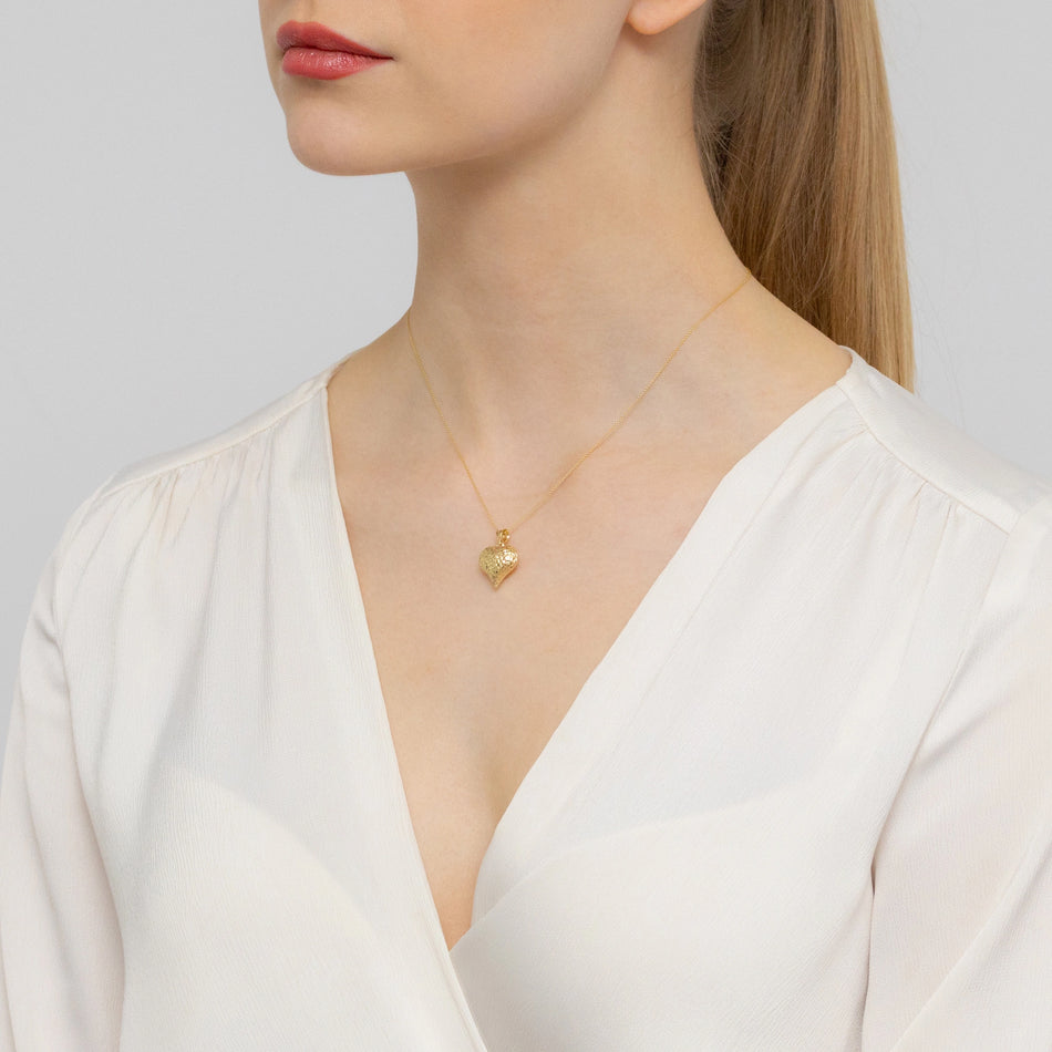 Zlatý přívěsek srdce