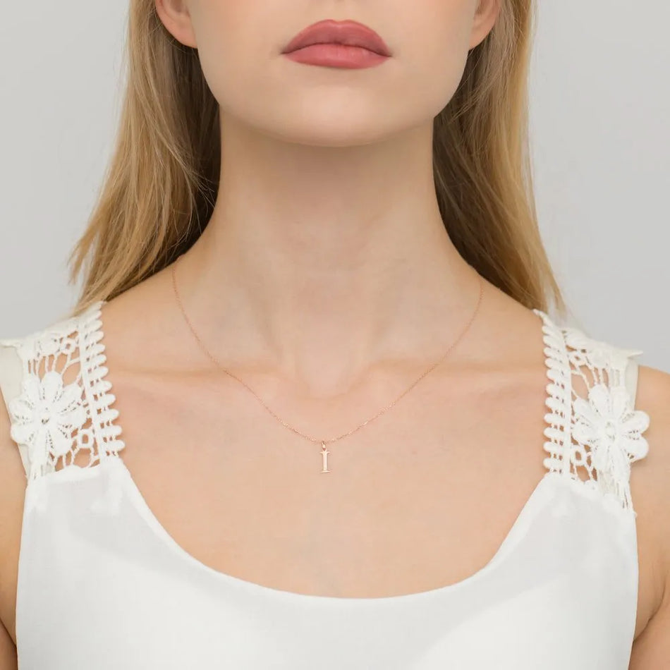 Zlatý přívěsek s diamanty Písmeno I