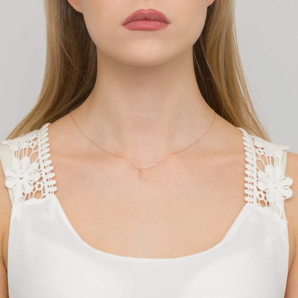 Zlatý přívěsek s diamanty Písmeno L