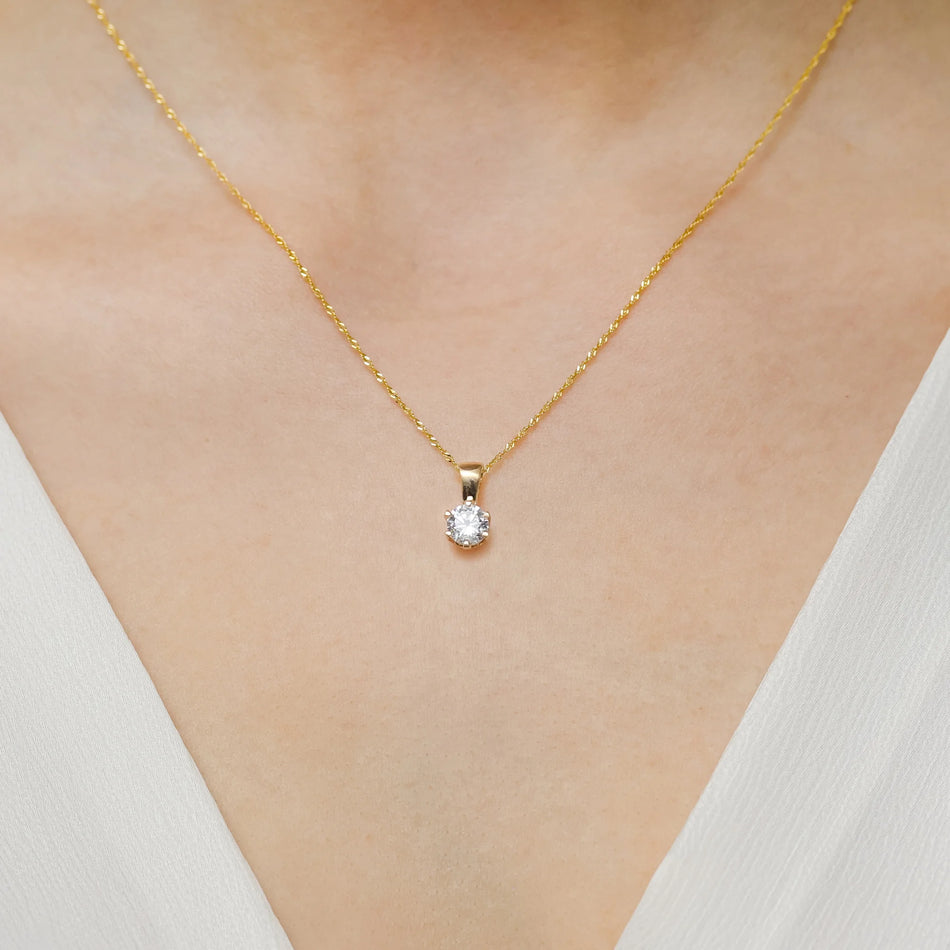 Gold Pendant with 0.30ct Lab-diamond