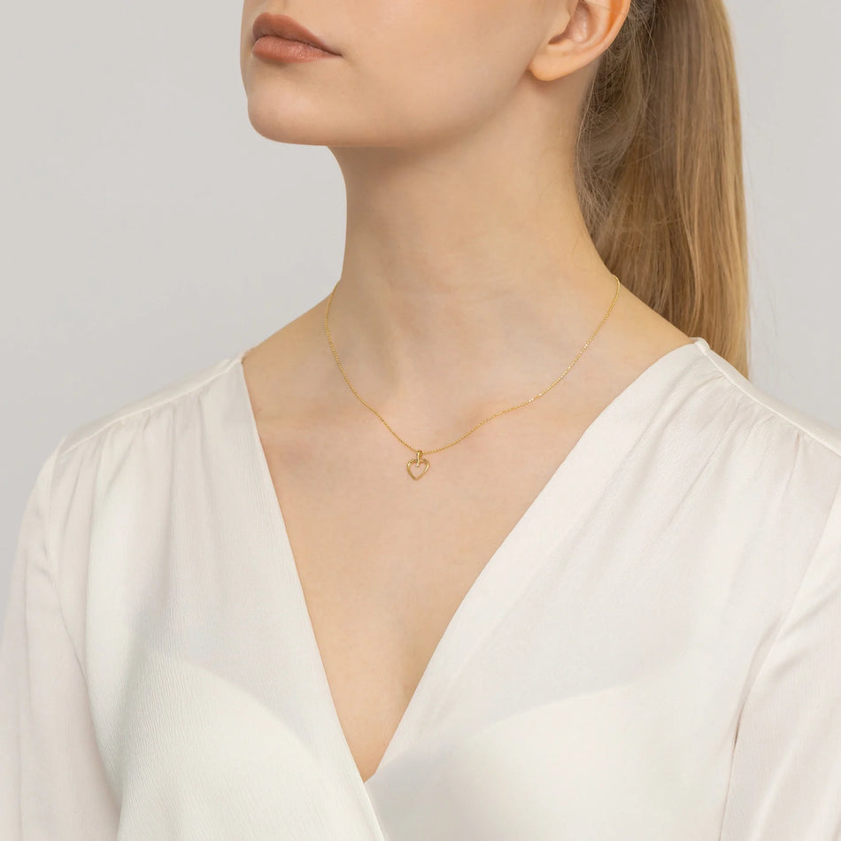 Gold Pendant with Zirconia Heart